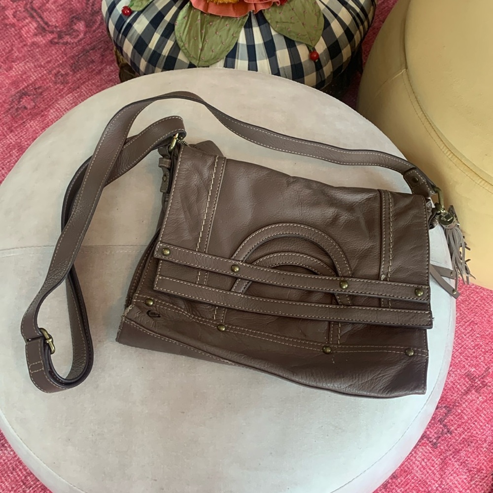 Born leather purse-